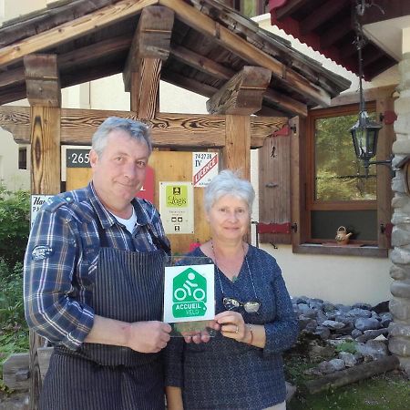 Logis Hotel Les Sapins Montriond Kültér fotó