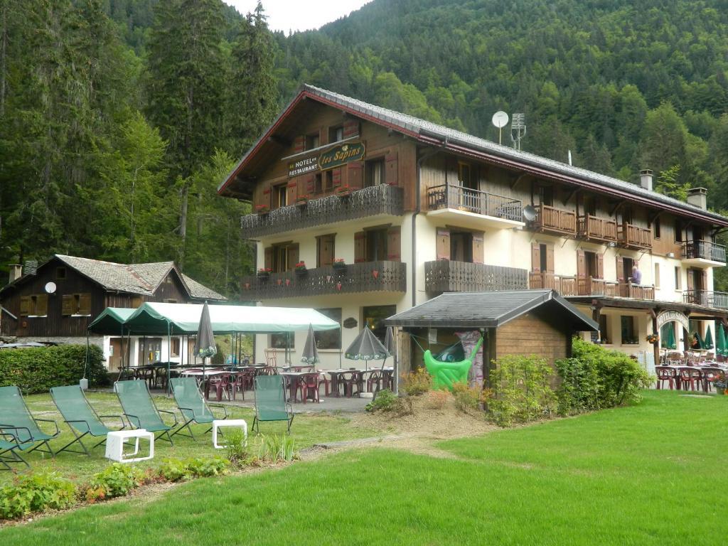 Logis Hotel Les Sapins Montriond Kültér fotó